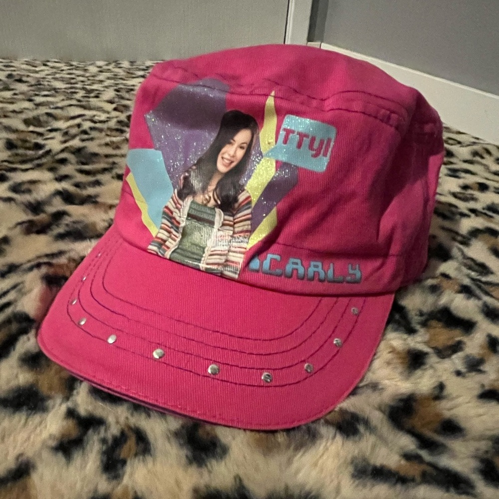 y2k icarly hat